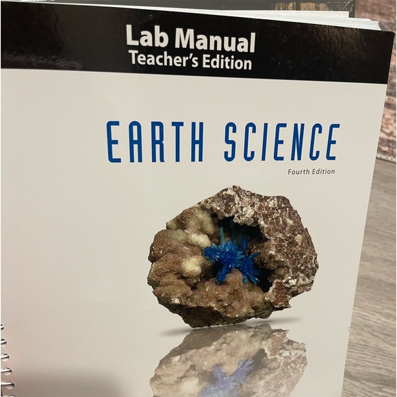 BJU Earth Science Teacher’s guide Lab Manual - Picture 1 of 5